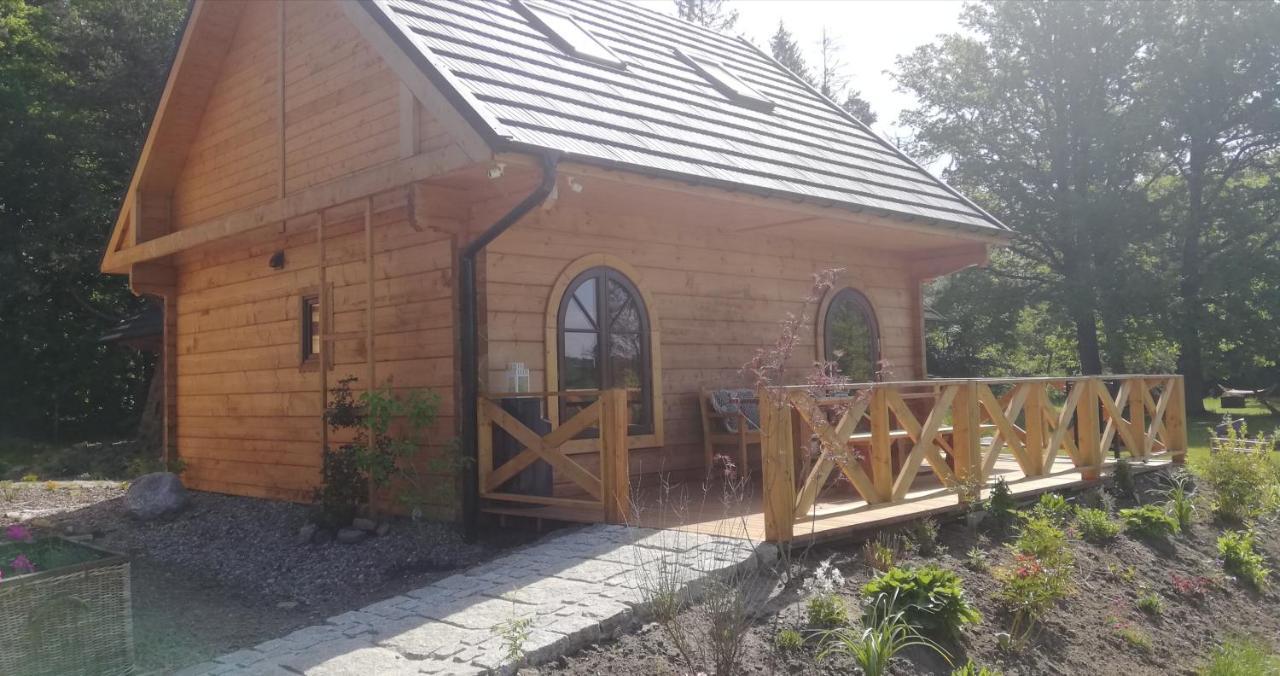 Woodorf-Drewnem: Riverside Log Cabins with Outdoor Activities Ustka Exterior photo