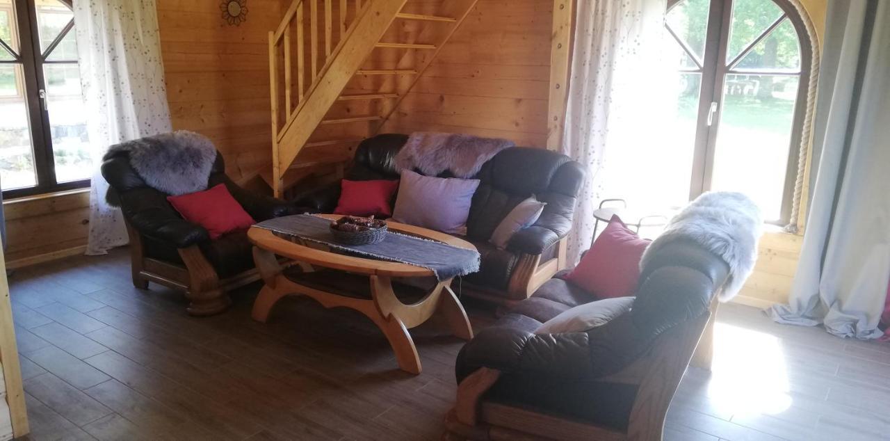 Woodorf-Drewnem: Riverside Log Cabins with Outdoor Activities Ustka Exterior photo